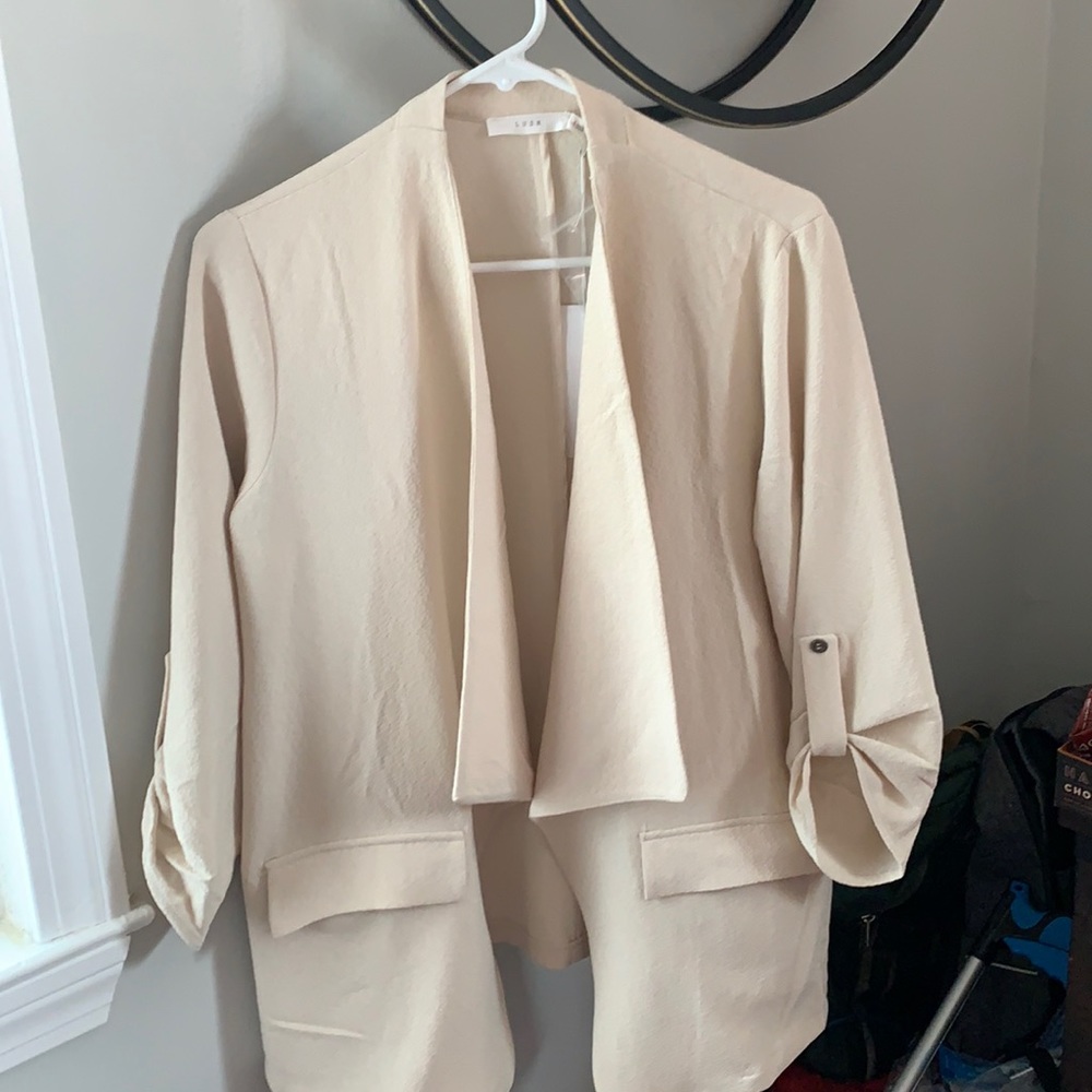 Women’s lightweight blazer